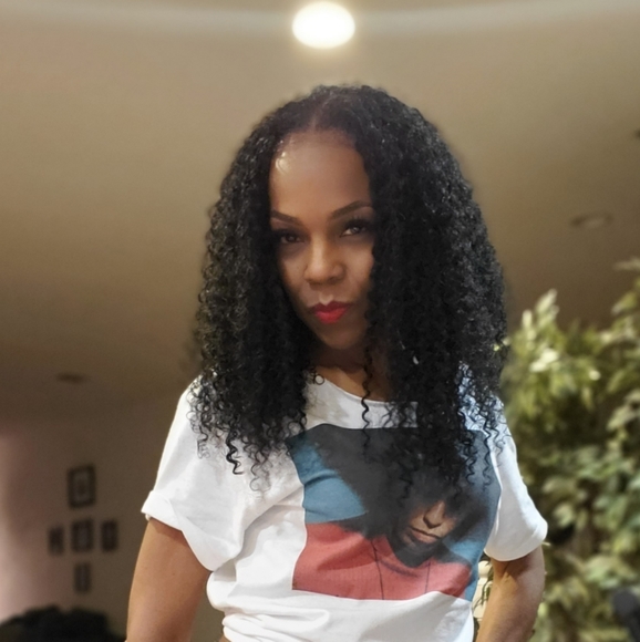 Meet your Posher! - Picture 1 of 1